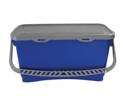 LF328A CHARGING BUCKET5.25GAL BLUE F/MICROFIBER